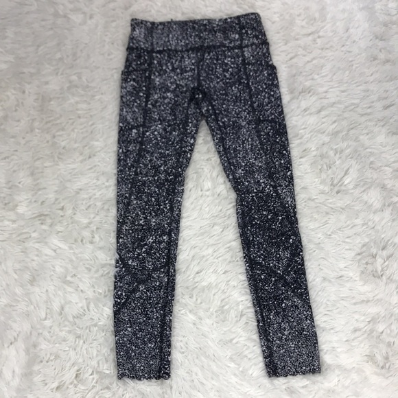 Lululemon Tight Stuff Tight II Splatter White Black / Black - Picture 3 of 8